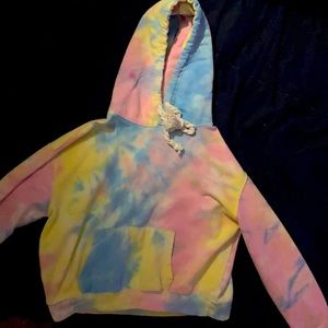 Rainbow cropped hoodie with strings